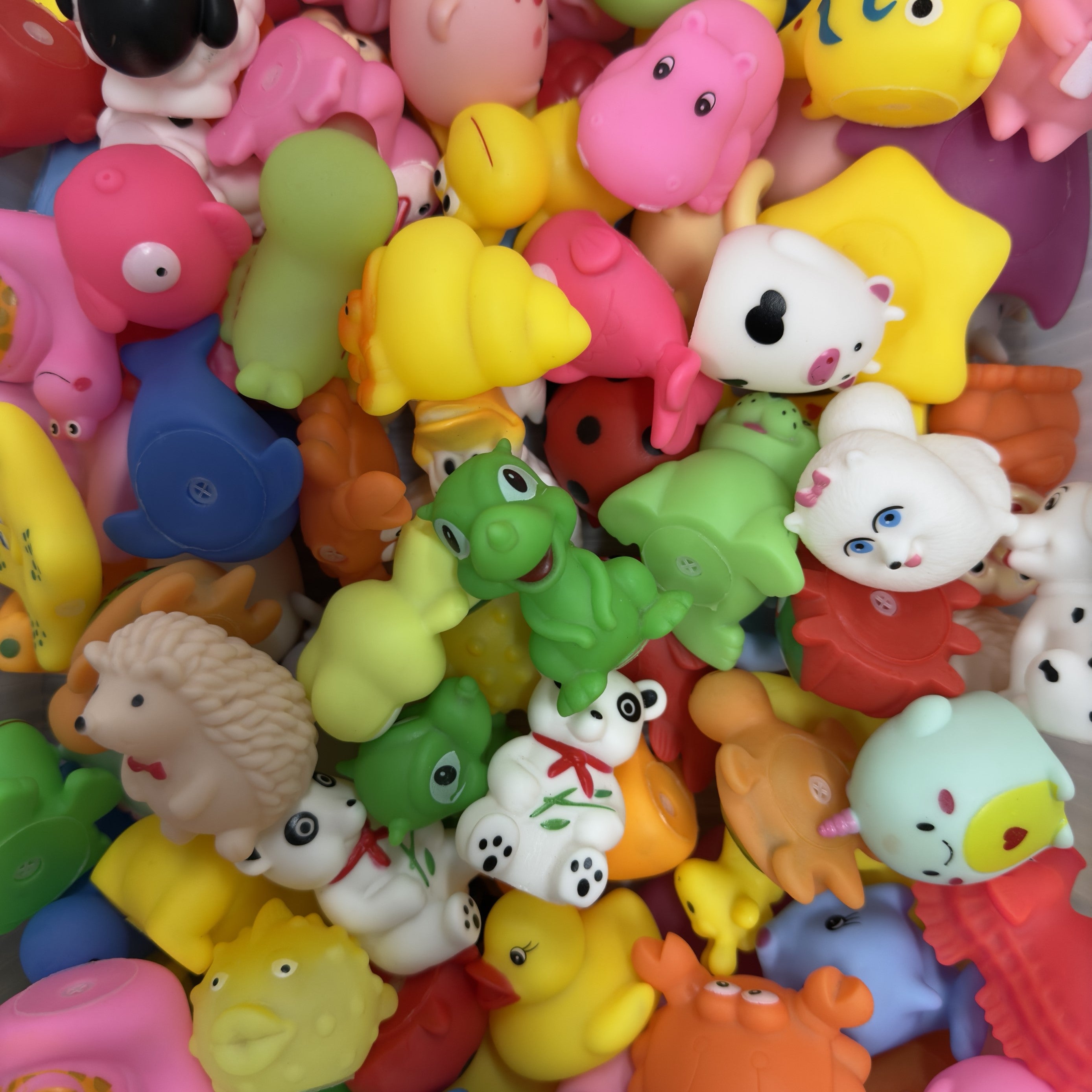 Rubber Animal Toy Mix 100 ct